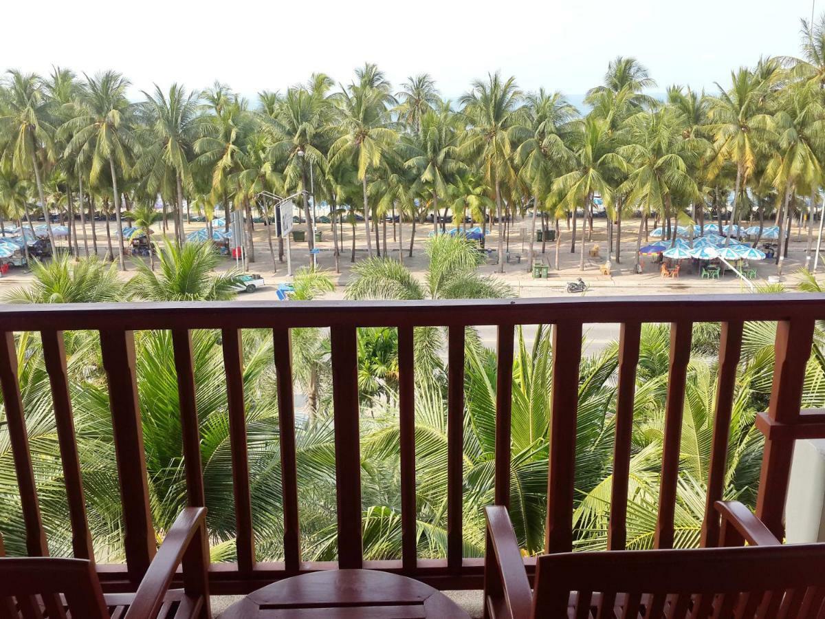 The Tide Resort Bangsaen Exterior foto
